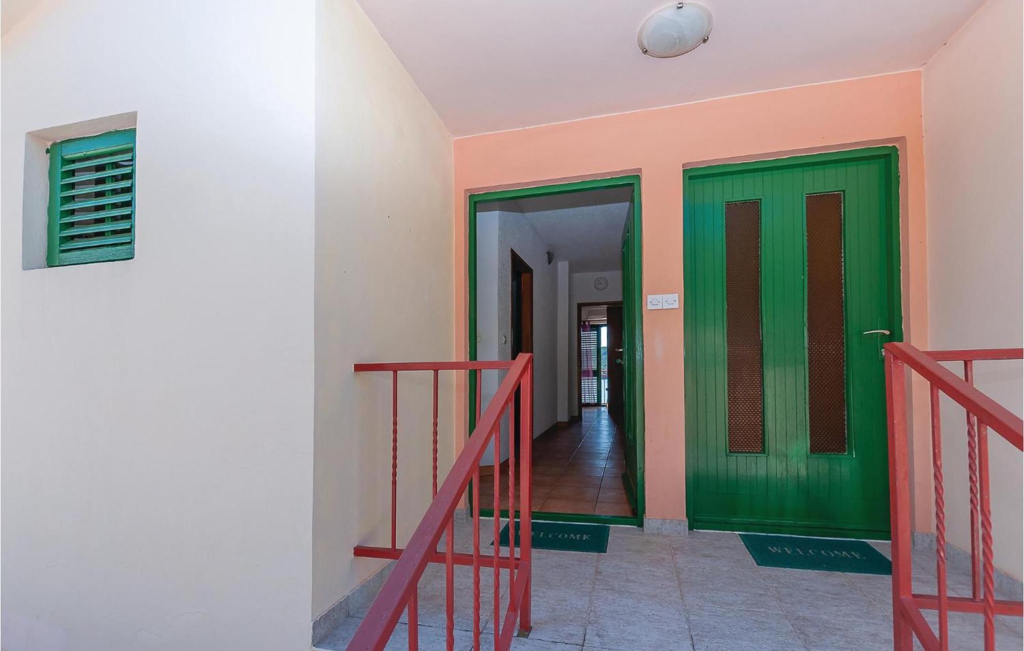 Gorgeous Apartment In Tisno With Kitchen Exterior foto